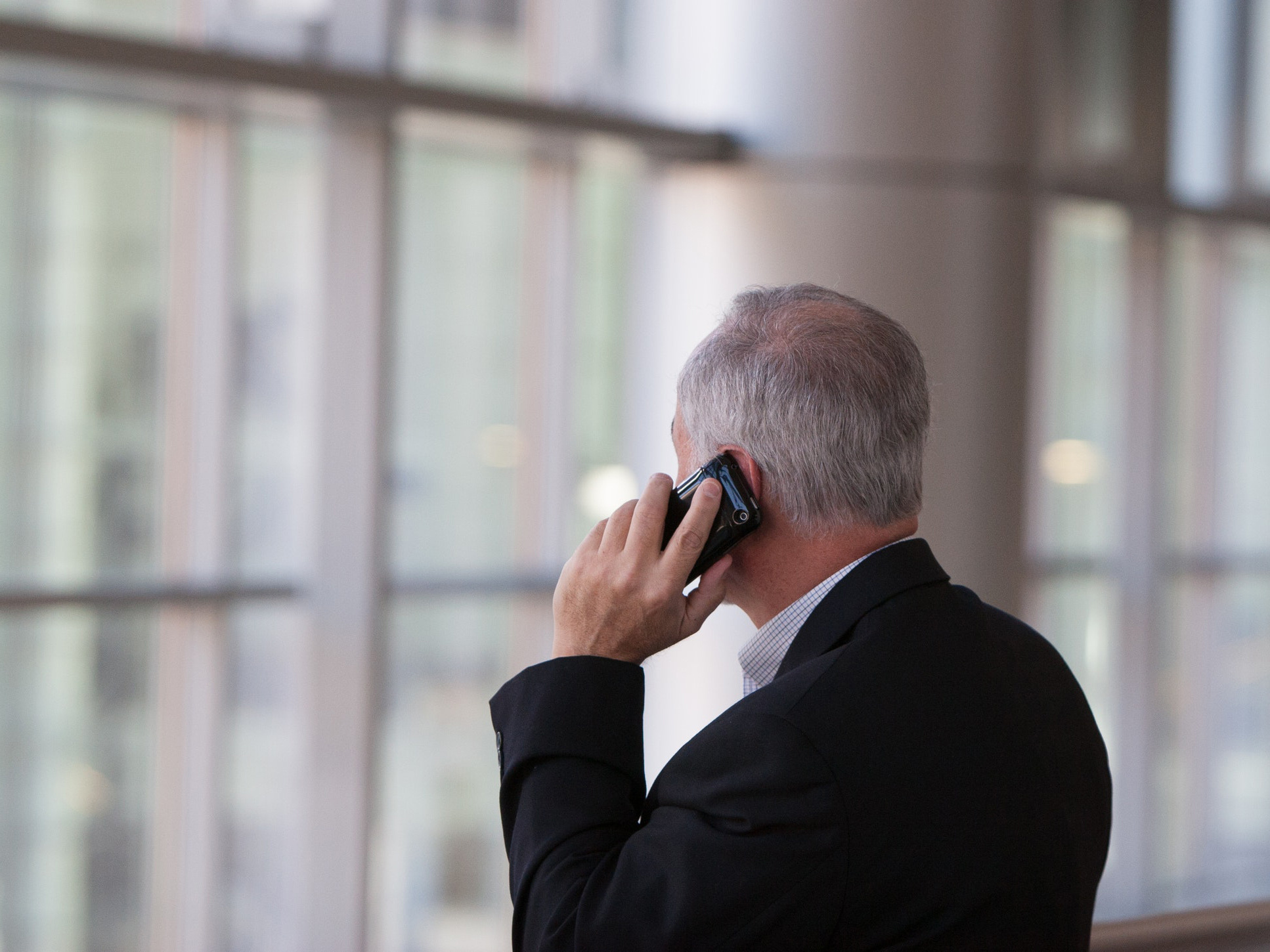 photo_business_man_phone_call